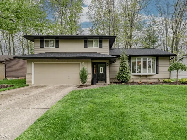 33373 Cromwell Dr, Solon, OH 44139