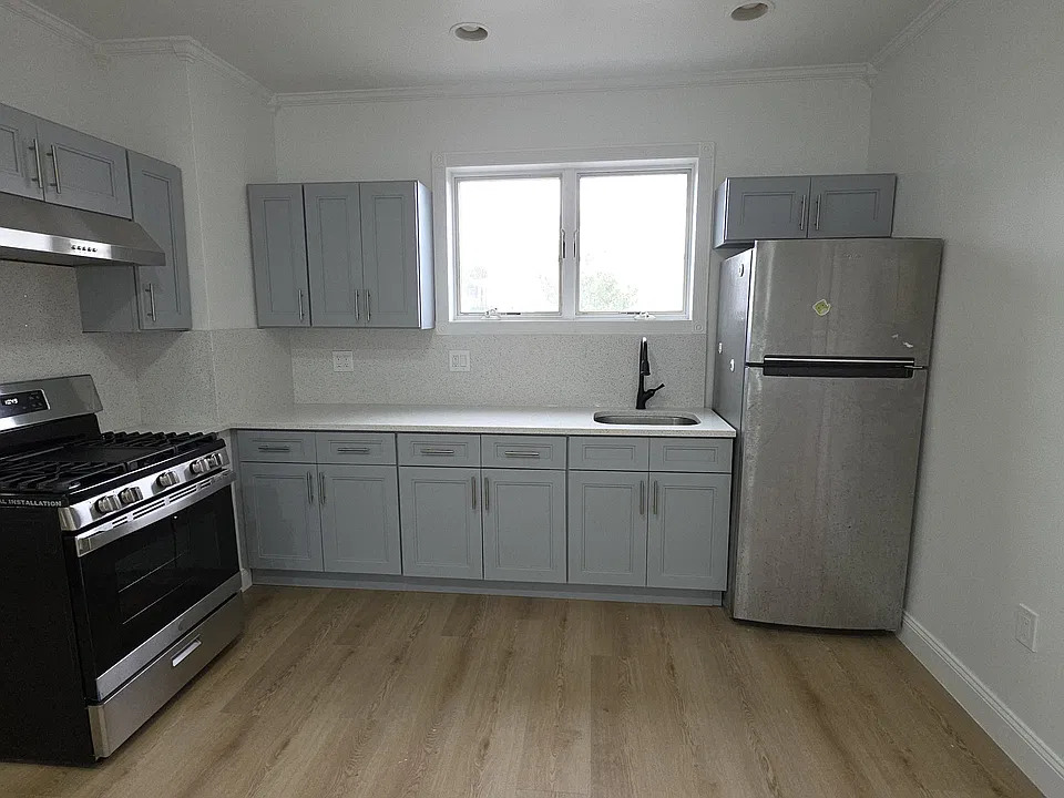 111-20 14th Rd #1
