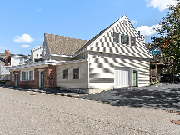 2nd image of 14 Travers St