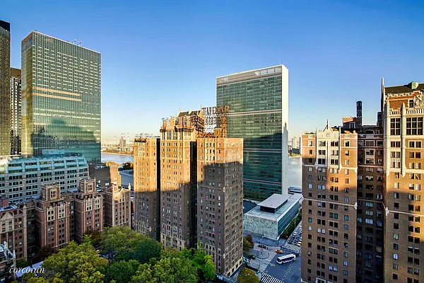 Sold by Corcoran | media 5