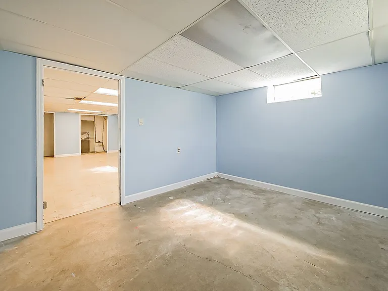 28783 Leona St — Photo 25