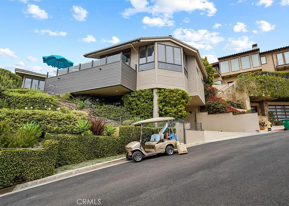 437 Emerald Bay