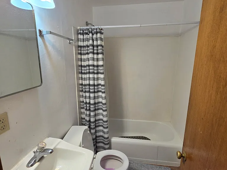 266 Orchard Dr #2 — Photo 2
