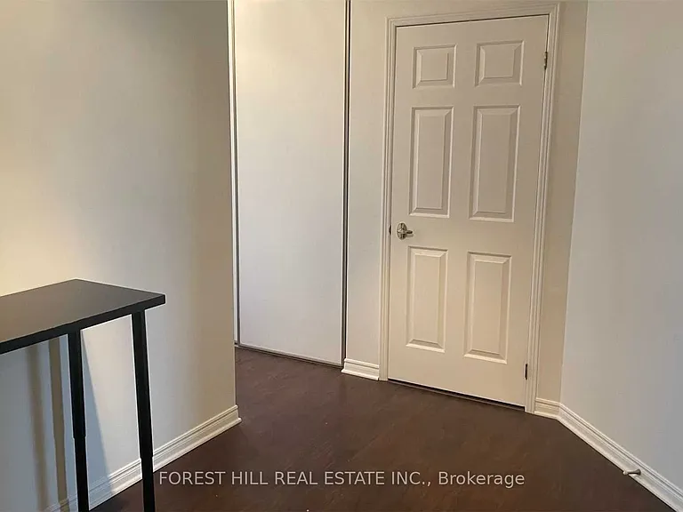 695 Richmond St #1111 — Photo 6