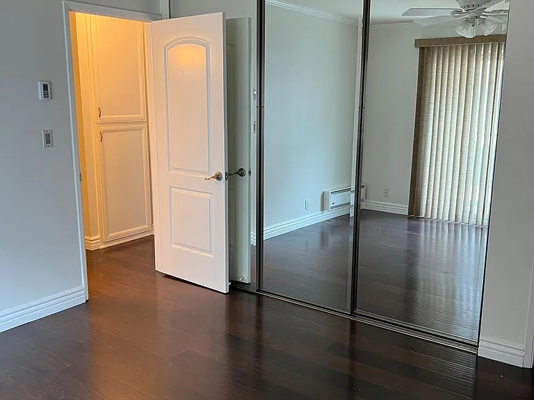 644 Manhattan Beach Blvd #11 — Photo 15