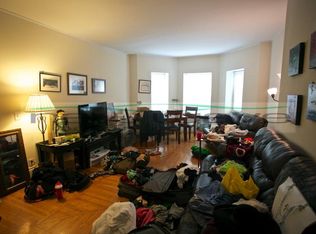 227 Newbury St APT 2F, Boston, MA 02116