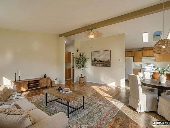 3rd image of 4687 Wishkah Road