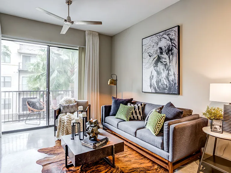 Hermann Park Lofts — Photo 12