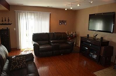 4th image of 3941 Sandpiper Dr