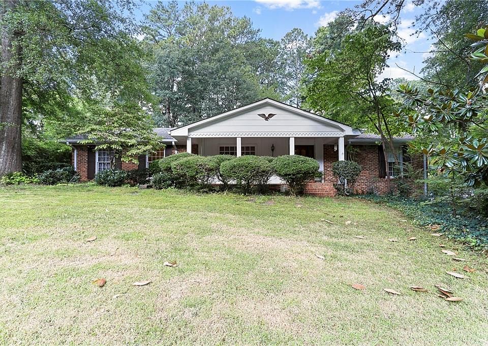 1st image of 2408 Wood Creek Ct