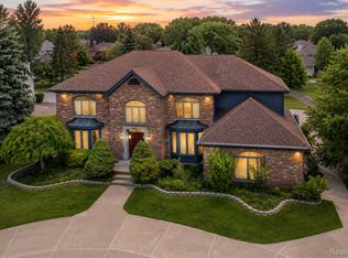 29342 Strathmore Dr, Farmington Hills, MI 48331