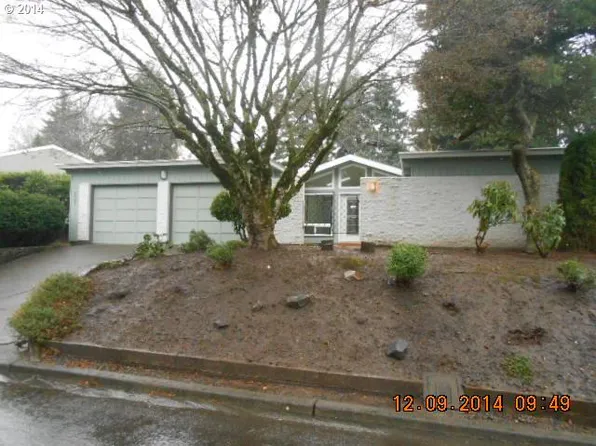 2641 SW Ridge Dr, Portland, OR 97219