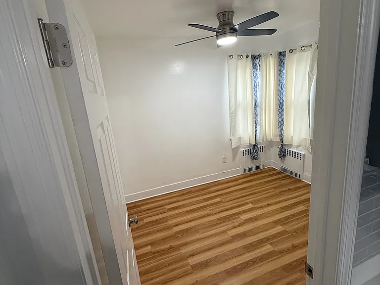 332 Glenhill Ave #1L — Photo 8