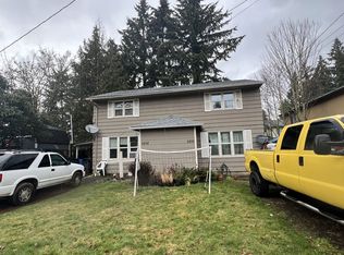 3208 E 17th St, Vancouver, WA 98661