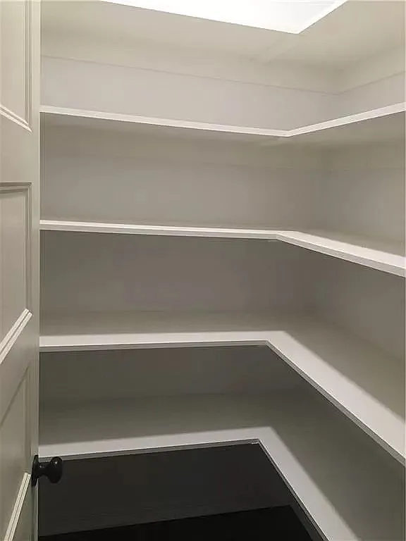 635 North 15th Street - B — Photo 3