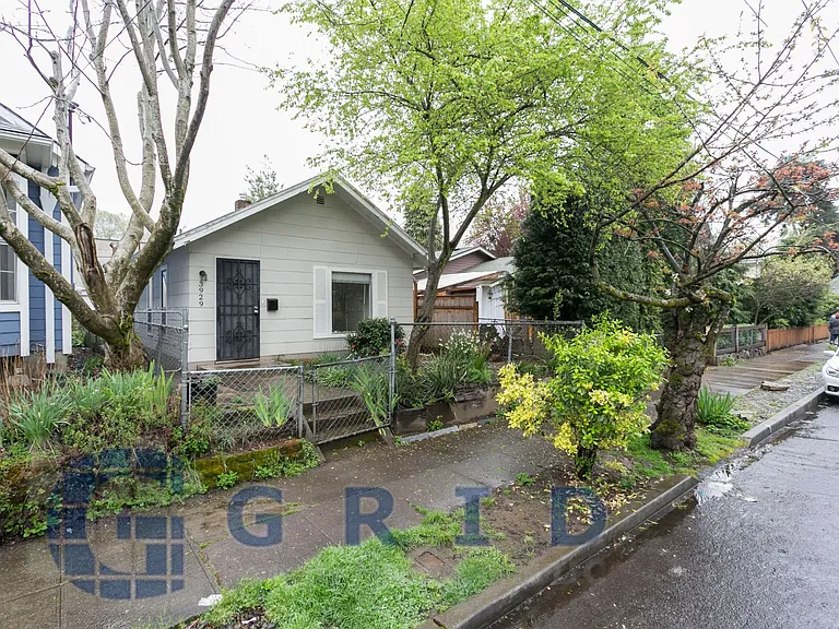 3929 N Albina Ave — Photo 24