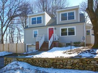 39 Evergreen Ln, Arlington, MA 02474