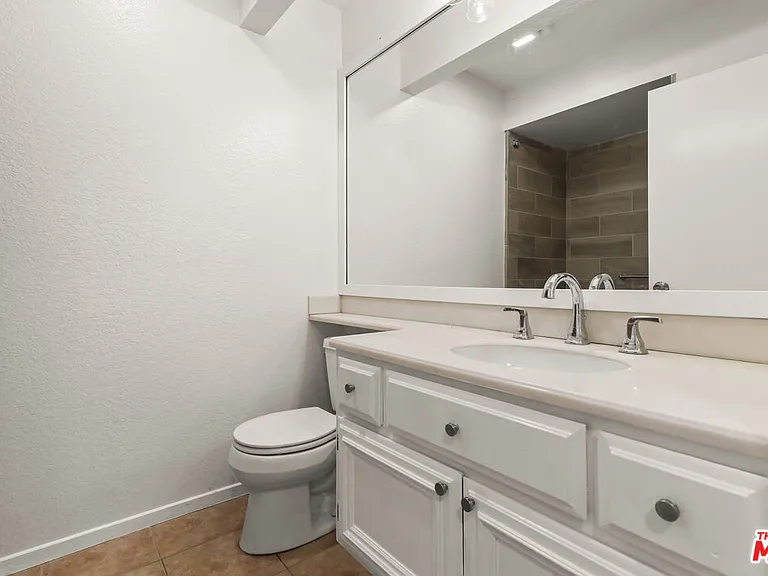 6501 Bradley Pl — Photo 25