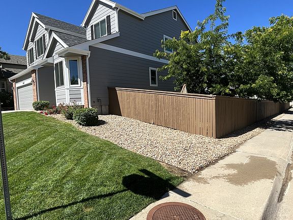 2nd image of 10131 Meadowbriar Ln