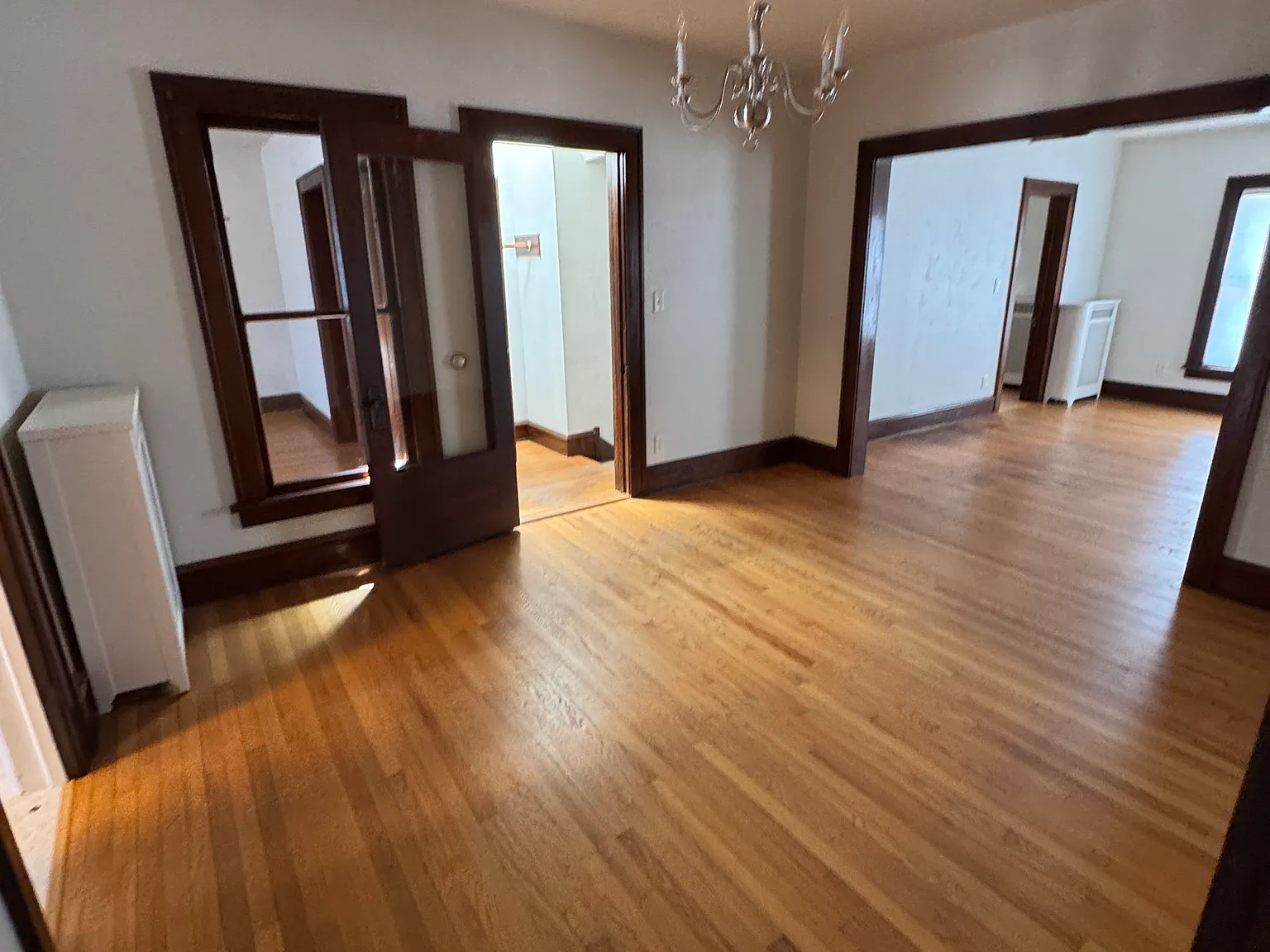 2 bed, 1.5 bath, 1600 sqft, $1,850 — Photo 2