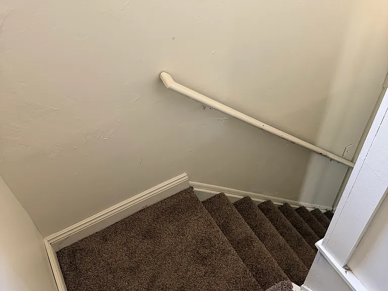 244 Arch St — Photo 7