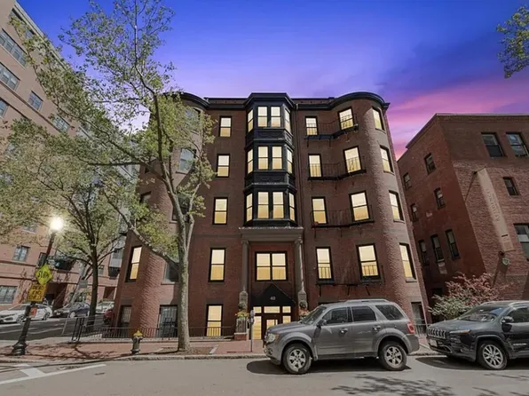40 Saint Botolph St, Boston, MA