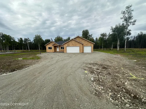 721 W Woodstar Dr, Wasilla, AK 99654