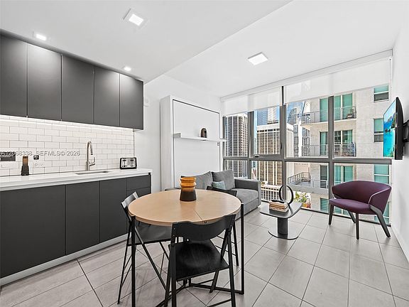 5th image of 227 NE 2nd St Unit 2501
