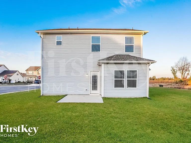 408 Gentle Bend Cv — Photo 15