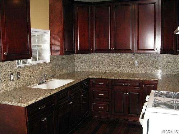 5th image of 14433 Fairford Ave