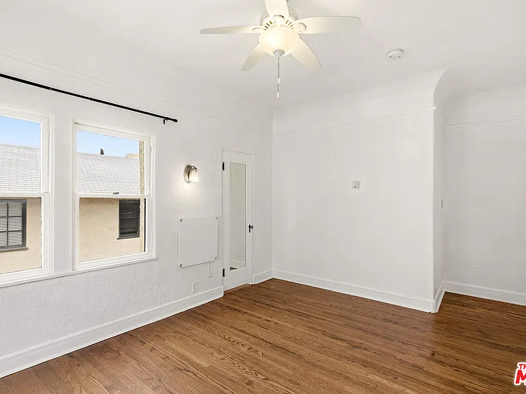 4429 Finley Ave #1/2 — Photo 17