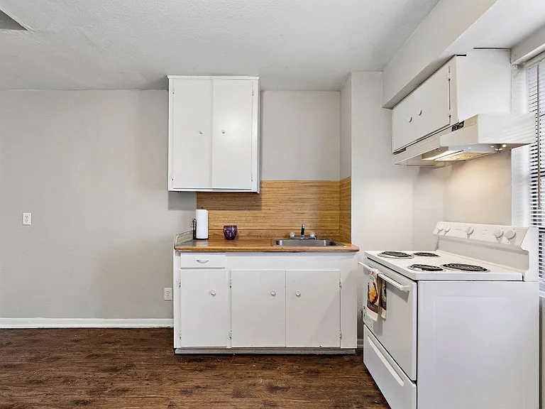 2729 Main St — Photo 31