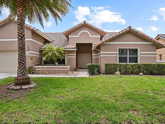 4th image of 16146 NW 14th Court