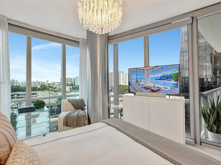 17121 Collins Ave #808 — Photo 38