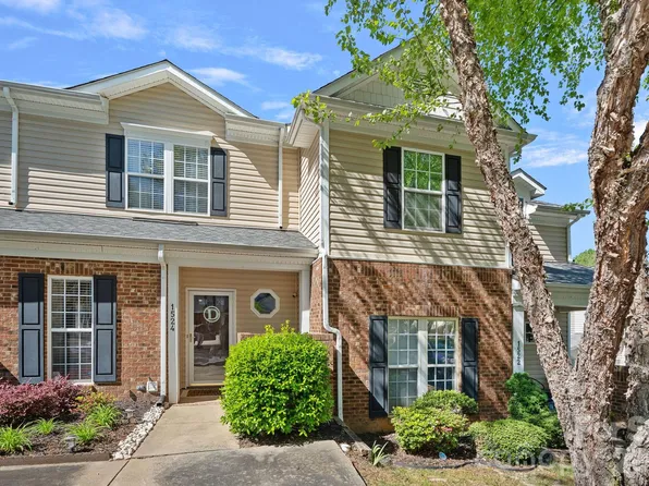 1524 Anthem Ct, Charlotte, NC 28205