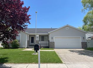 5068 S 4000 W, Roy, UT 84067