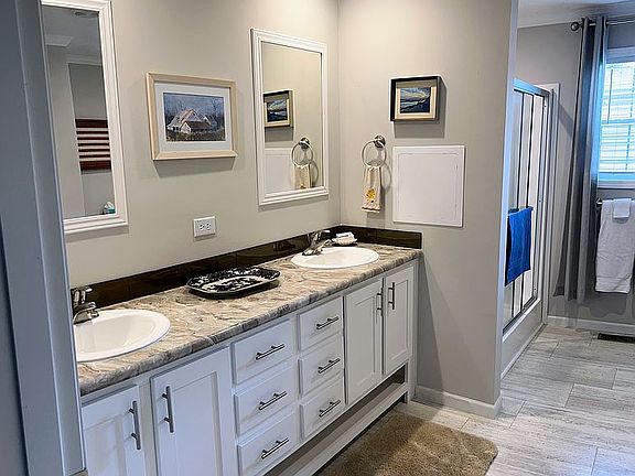 5th image of 248 Pebble Springs Dr