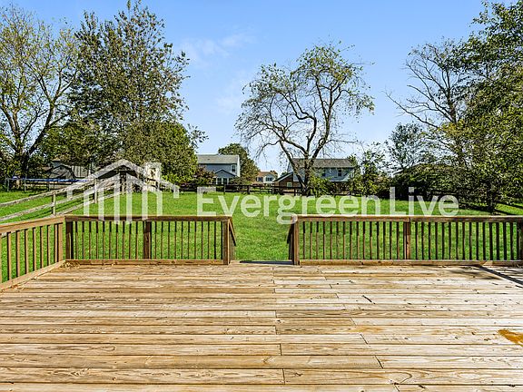 4th image of 7453 Cumberland Cir