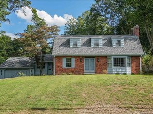 139 Cliffmore Rd, West Hartford, CT 06107