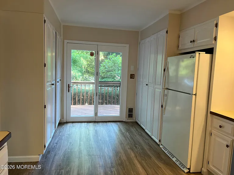 12 Galewood Dr — Photo 4