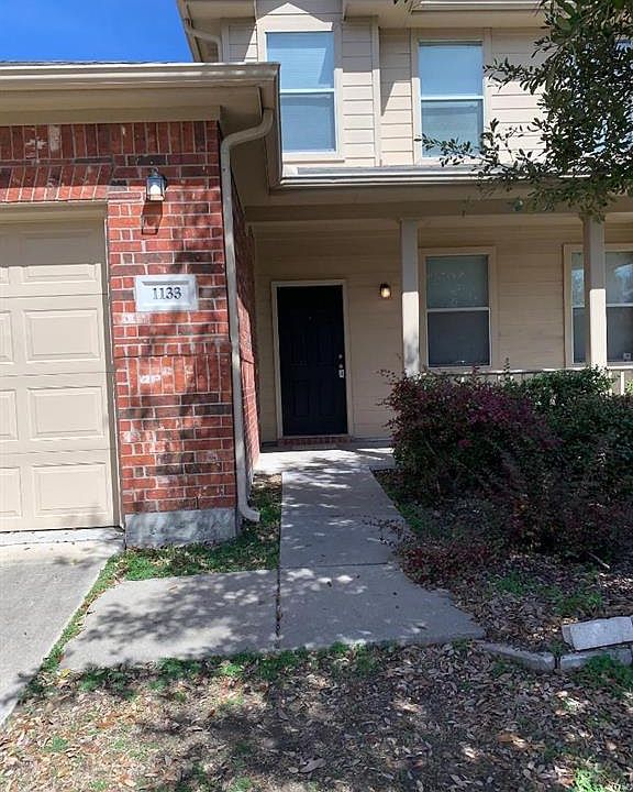 1st image of 1133 Mockingbird Dr