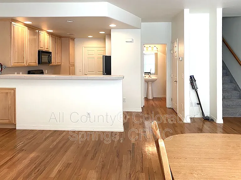 4305 Prestige Point — Photo 9