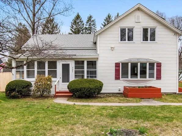 721 VT Route 7a, Shaftsbury, VT 05262