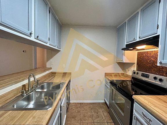 2nd image of 4803 Hamilton Wolfe Rd APT 312