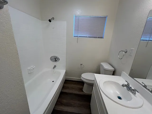 3 bed, 1650 sqft, $3,250 — Photo 4