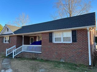 725 Bradley Dill Rd, Campobello, SC 29322