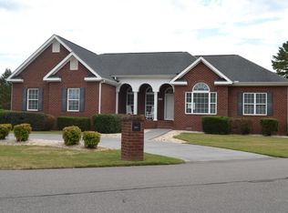 657 Cedar Point, Vass, NC 28394