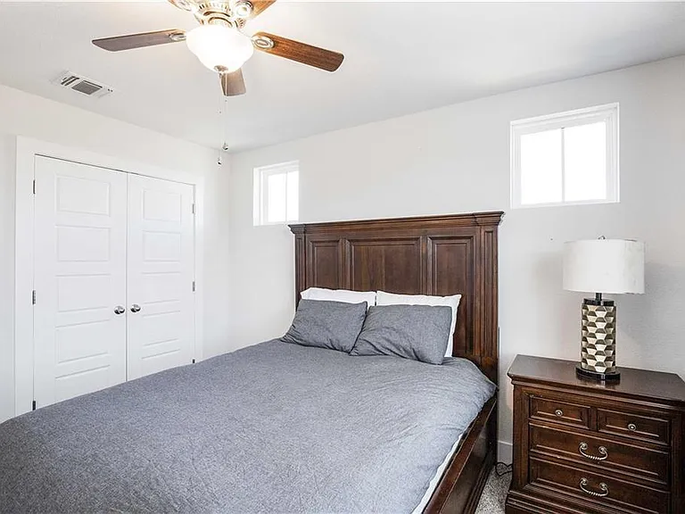7500 Burnham Pl — Photo 15
