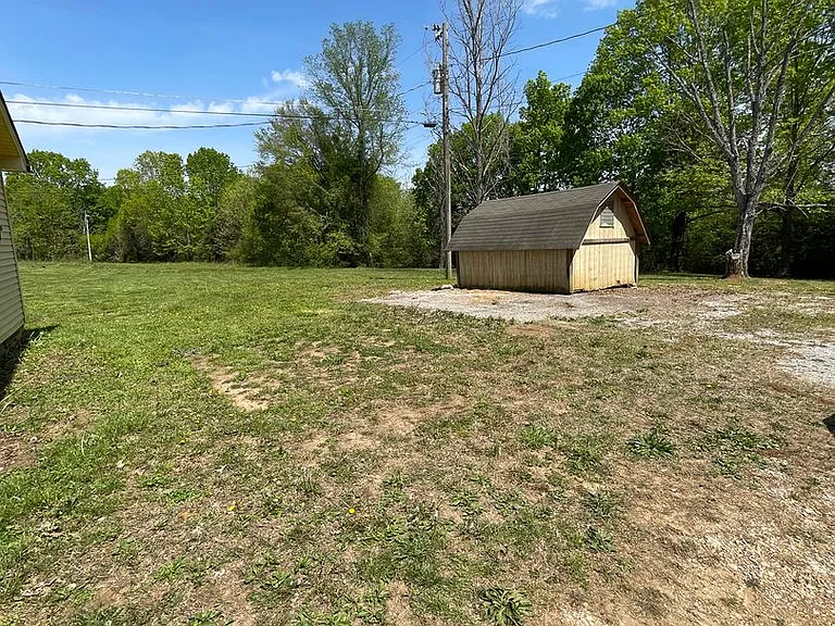1912 S Berlin Rd — Photo 32