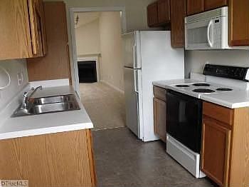 5th image of 150 Wesley Harris Cir